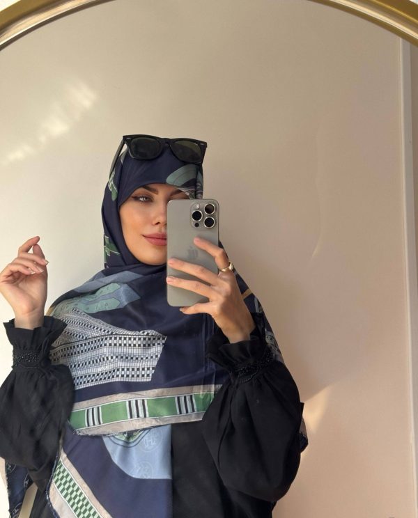 روسری ابریشم دو رو کد ۱۴۴